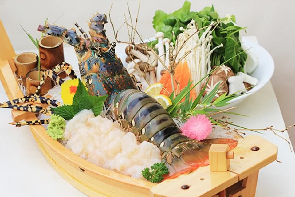 Giá trị dinh dưỡng & lợi ích sức khỏe của tôm hùm bông